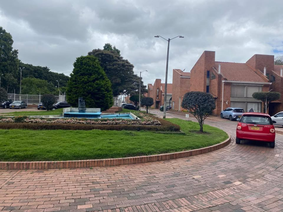 VENTA CASA BARRIO JJ VARGAS