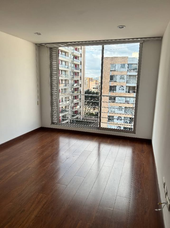VENTA APARTAMENTO  ALBORADA 140
